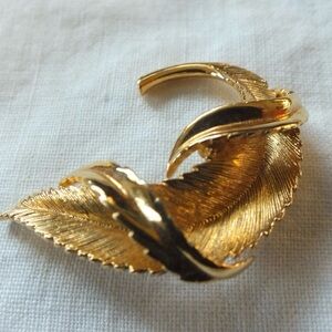 Vintage Monet Swirl Pin